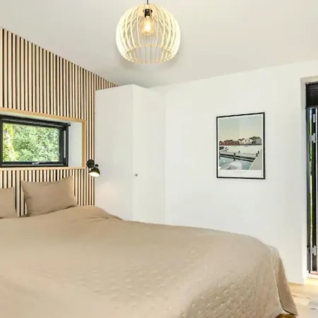Moderne Hus Taet Pa Stranden Villa *