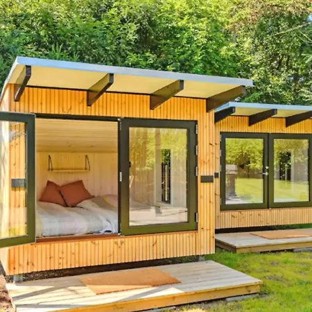 Moderne Hus Taet Pa Stranden Villa Føllenslev